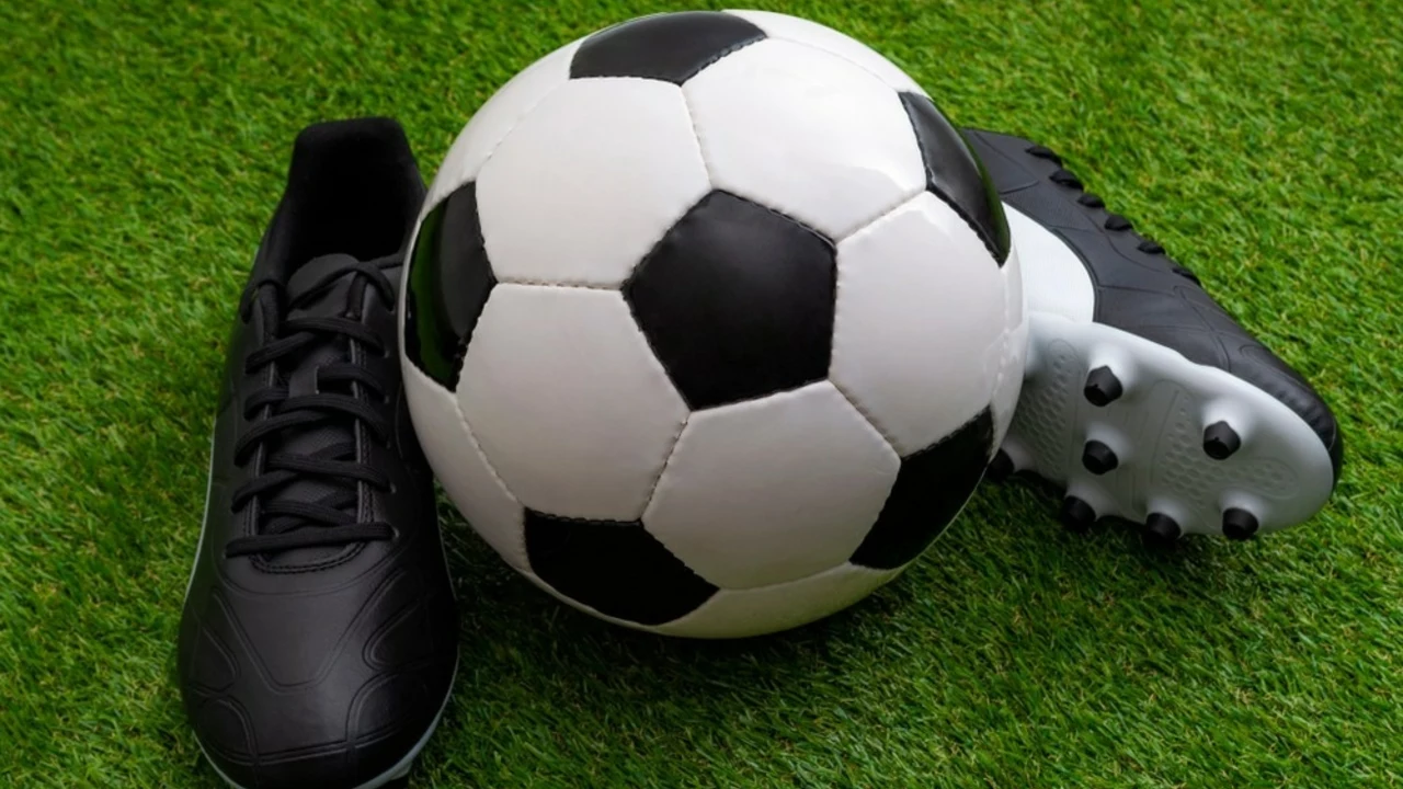 Are football and soccer cleats the same?